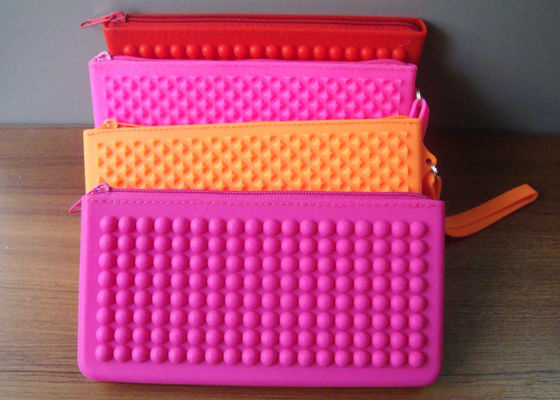 디자인 부대 여자 핸드백 두바이 2012의 최신 핸드백 실리콘 숙녀 동전 지갑